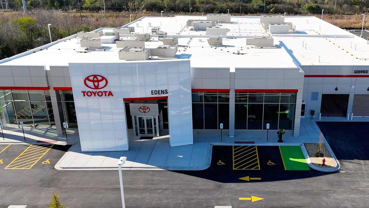 Toyota on Edens