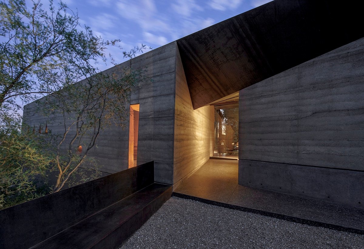 Desert Courtyard House