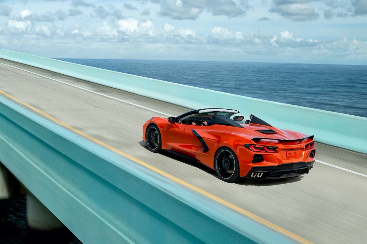 Новый Chevrolet Corvette 2020