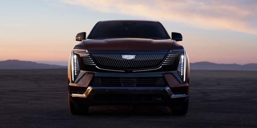 Cadillac Escalade IQ: величайшая машина Америки